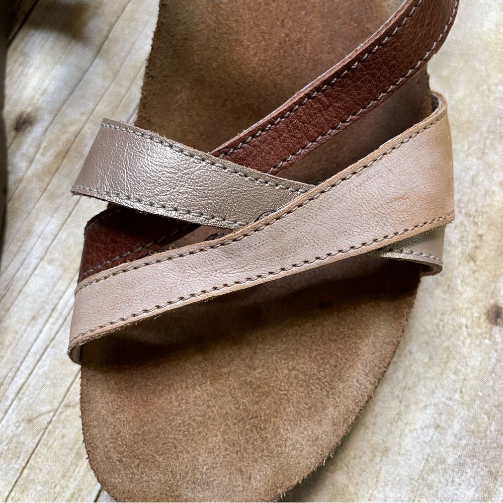 Noat Sophia Leather Strappy Wedge Sandal - Picture 8 of 10